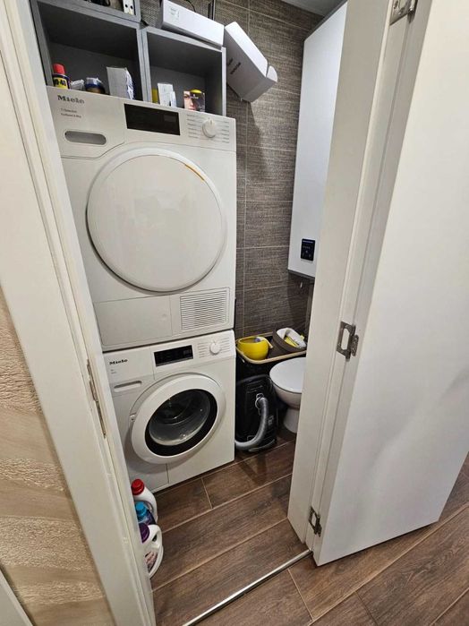 Продава се Тристаен апартамент в Пловдив, Христо Смирненски - 85 кв.м за 1883 €/кв.м - Снимка #7