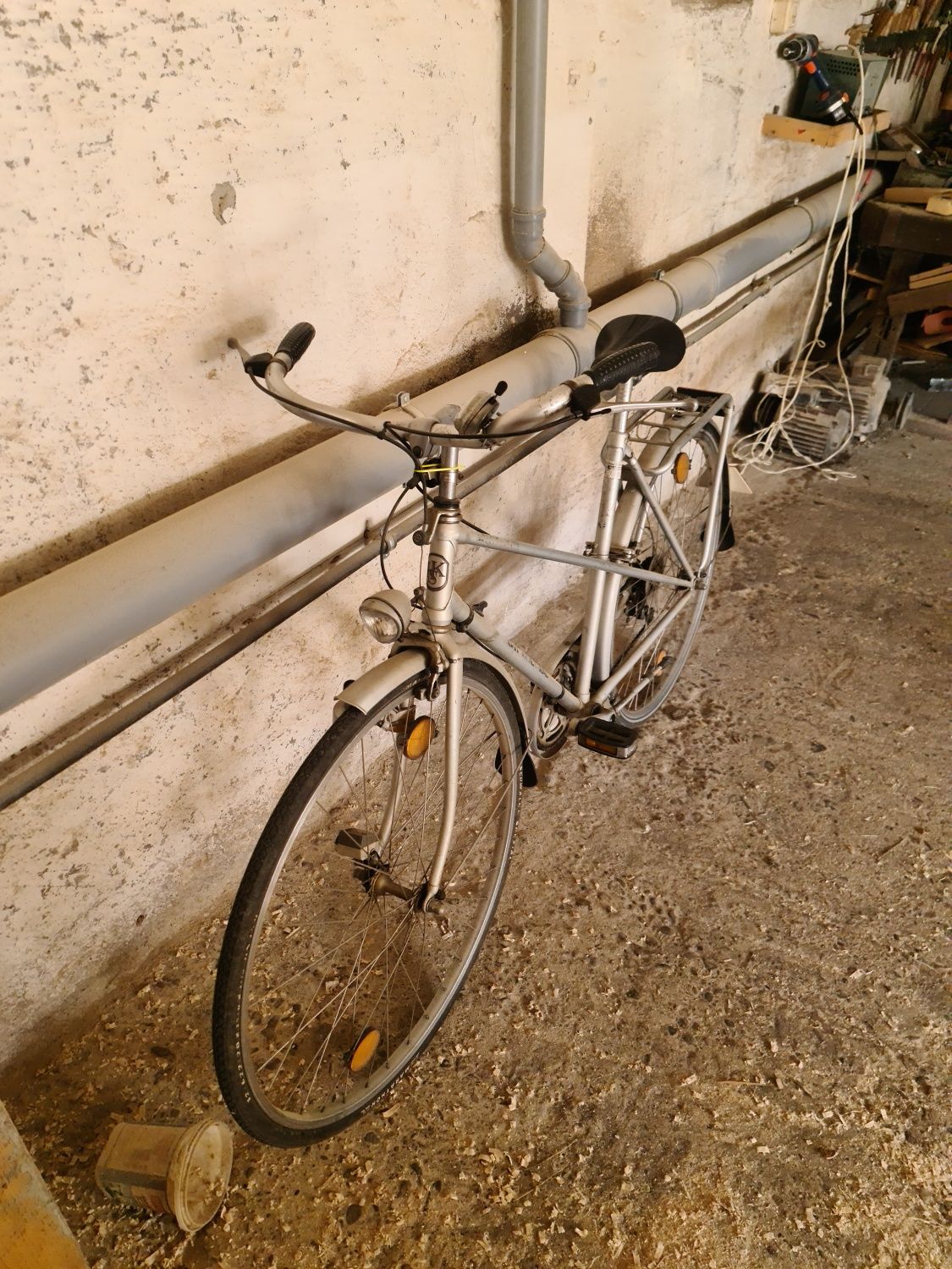 Vând bicicletă pentru adulți