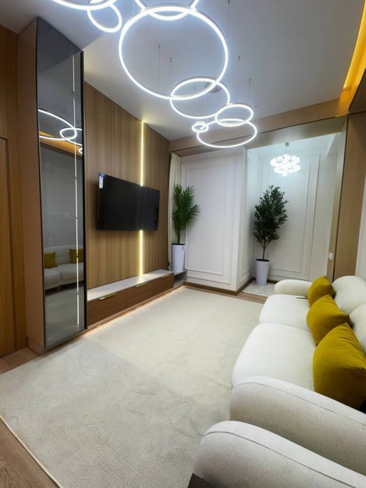 Продажа евро кв Шахристанская. Чинабад  3/7/10 60м2 жк еврохаус