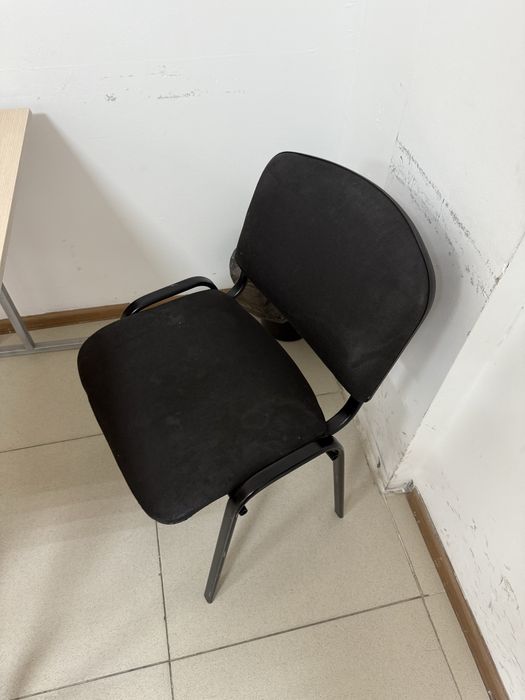 Стулья офисный 3-шт