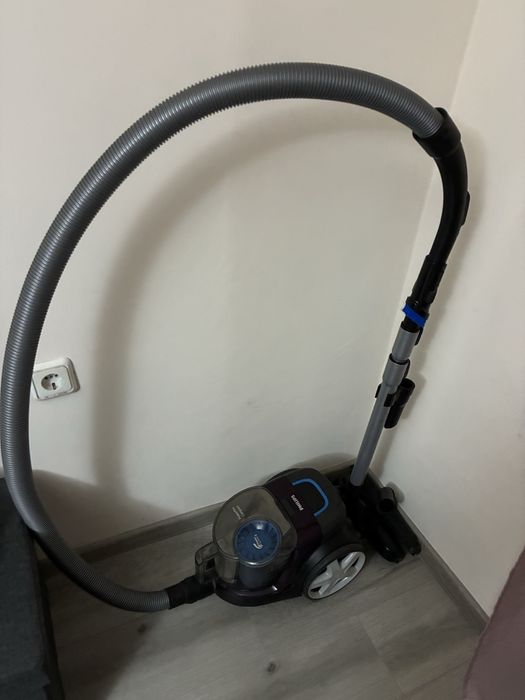 Прахосмукачка Philips 3000 Series