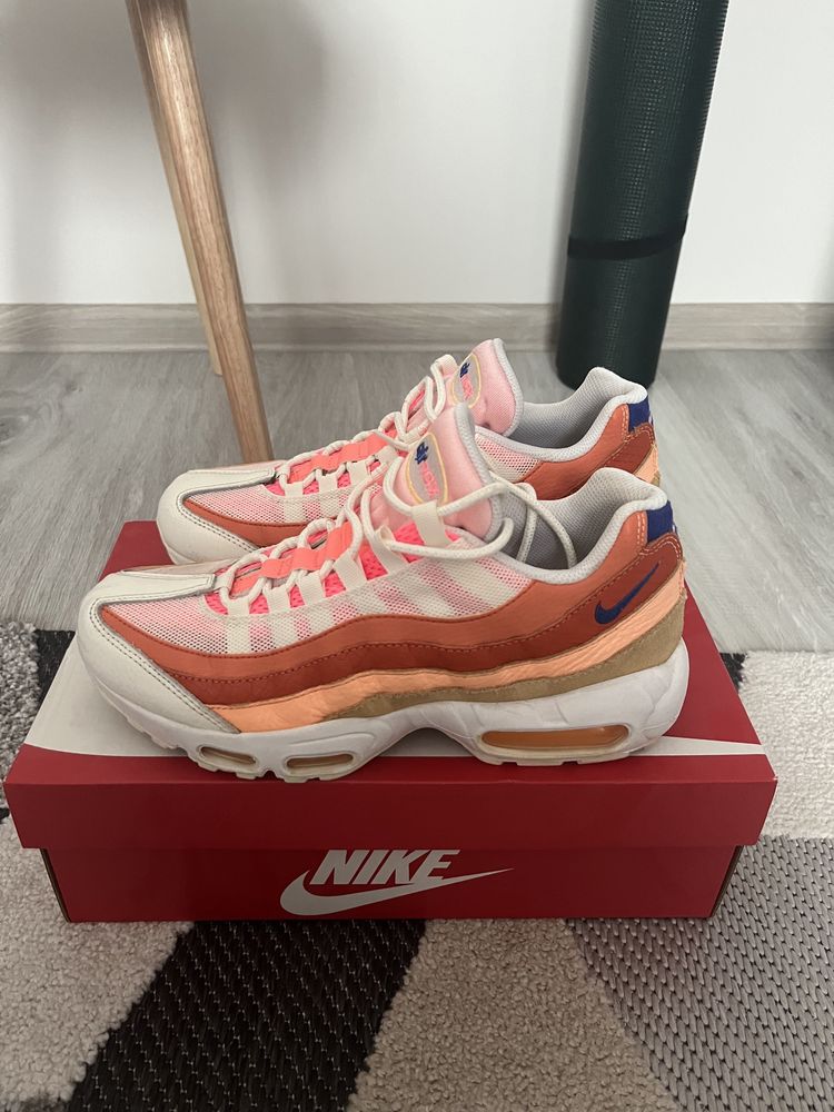 Nike Air Max 95 /40номер/