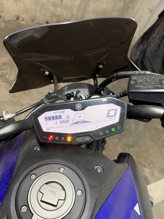 Motocicleta Yamaha MT-07 ABS 2020, evacuare akrapovic, accesorii