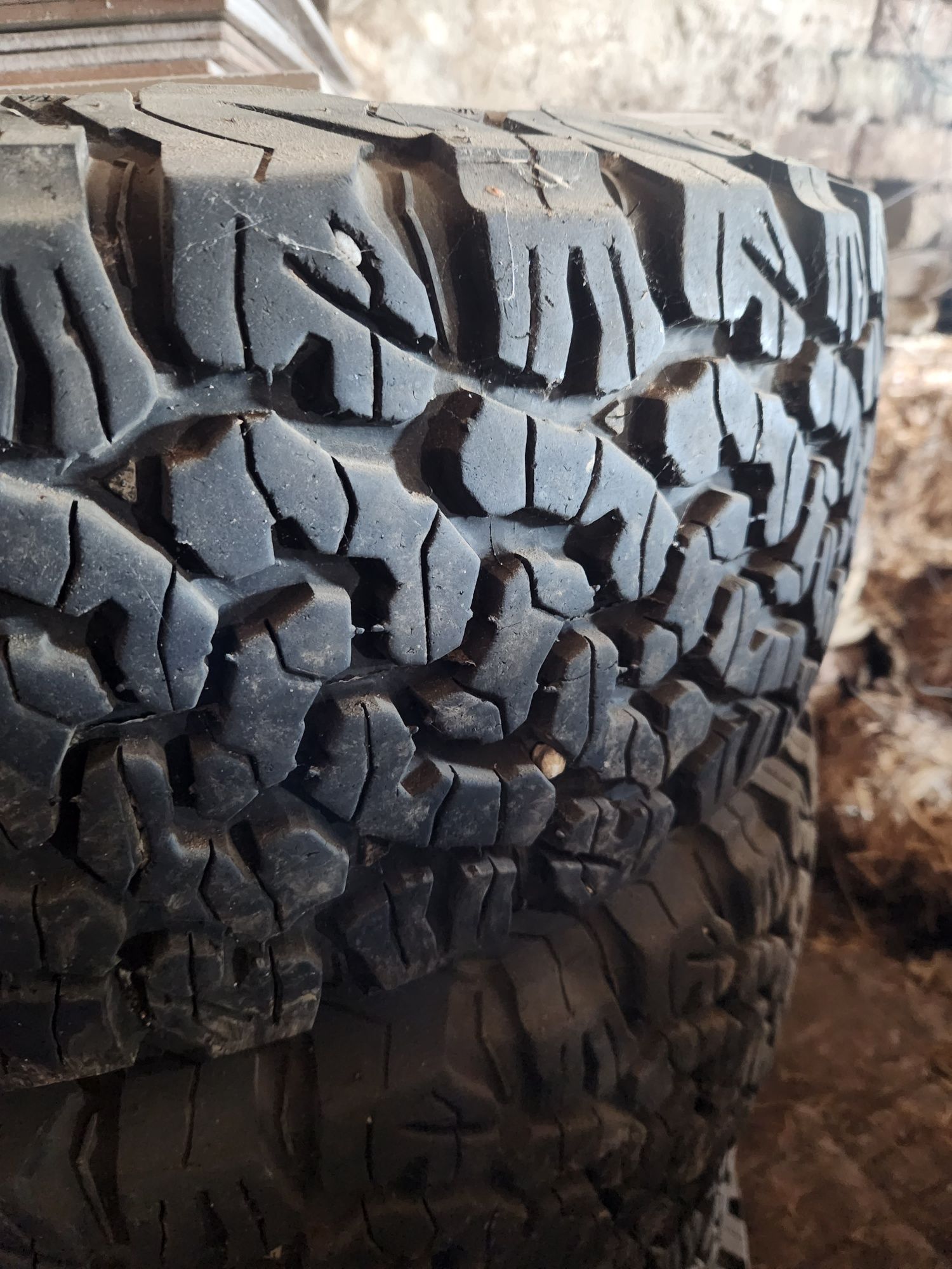 Гуми BFGoodrich всесезонни 245/70/17