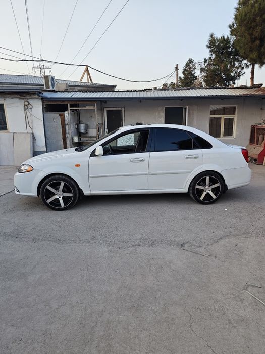 Lacetti 1.8 2009 gentra qilingan