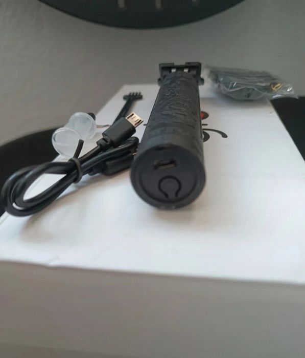 Mașină de tuns neagra