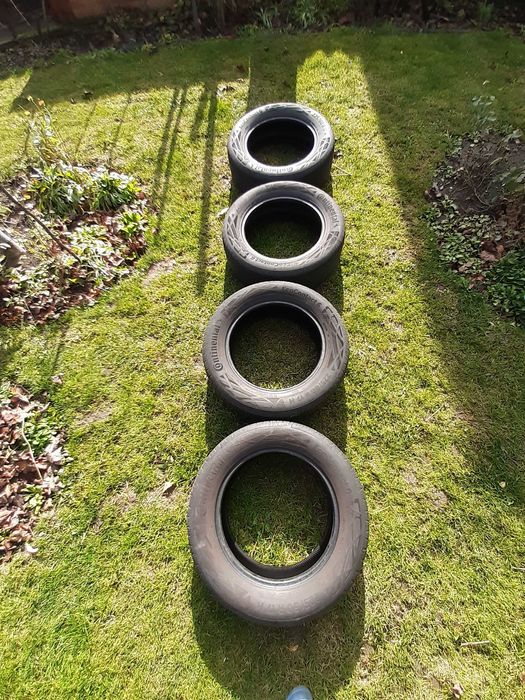 Гуми 225 х 60 х 17, Continental EcoContact 6