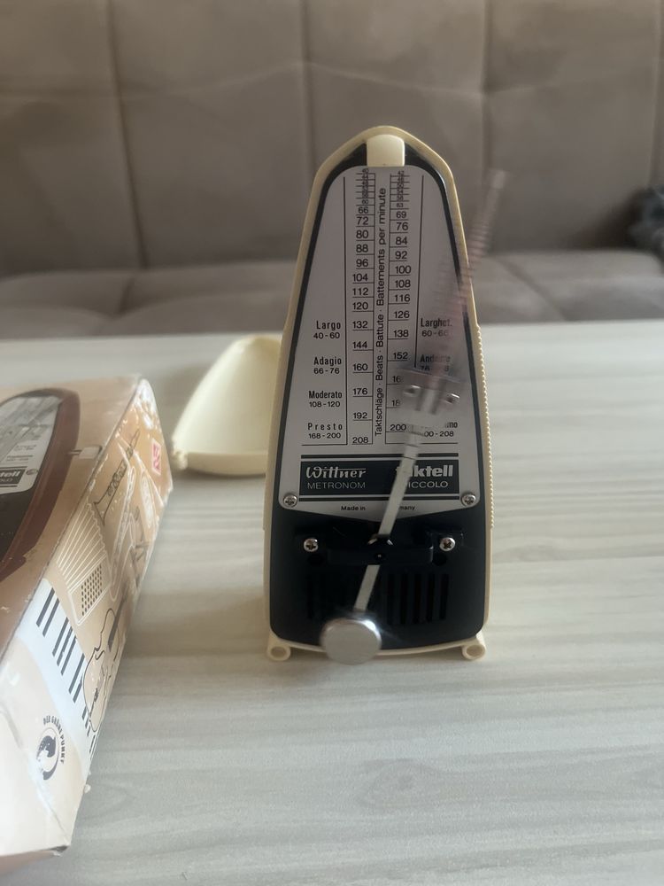 Метроном Winttner taktell piccolo