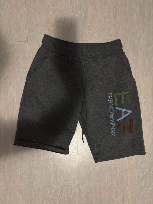 2-ва чифта къси гащи на Emporio Armani