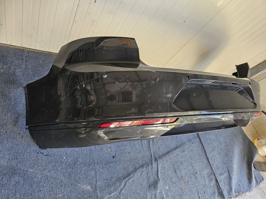 Bara spate vw passat b8 2016