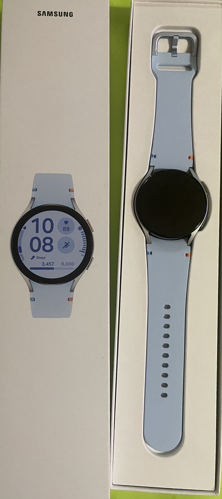 Часовник Samsung Galaxy Watch FE