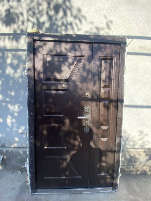 Двери и окна продаю