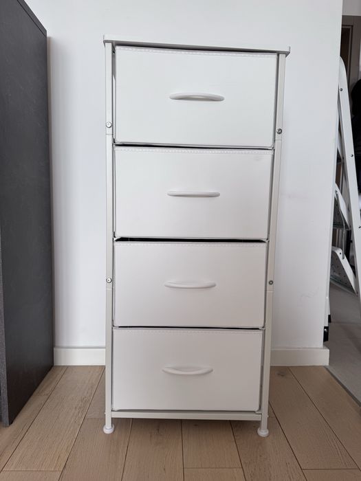 Comoda cu 4 sertare din material textil - Noua in cutie