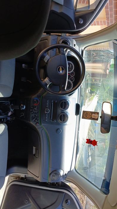 Vând sau schimb Chevrolet aveo
