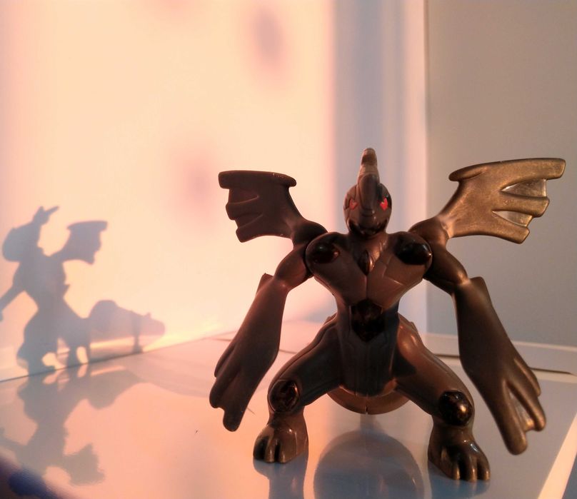 Figurina Pokemon Zekrom