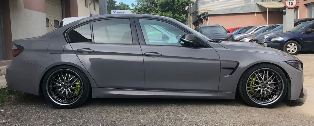 BMW 335d xDrive, stare impecabilă.