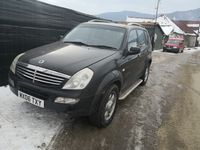 Dezmembrari haion geam ușa macara grup far motor rexton 2006 2.7crdi