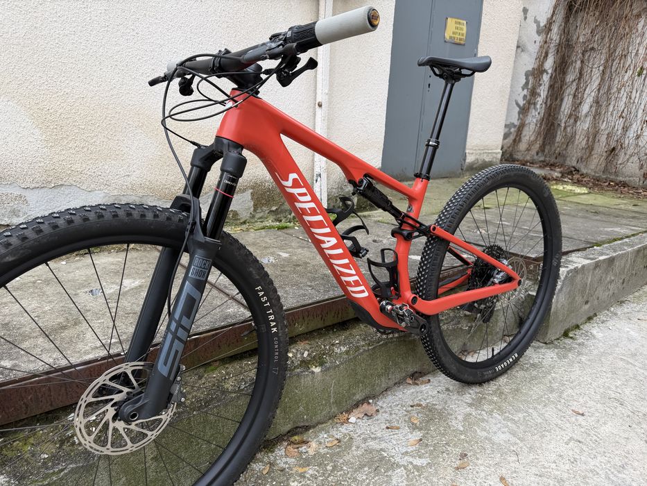 Specialized Epic 8 Comp - XC карбоново колело