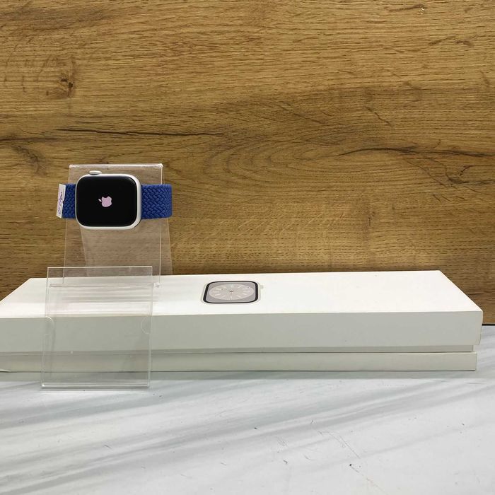 Смарт-часы Apple Watch Series 8 41mm SK151100
