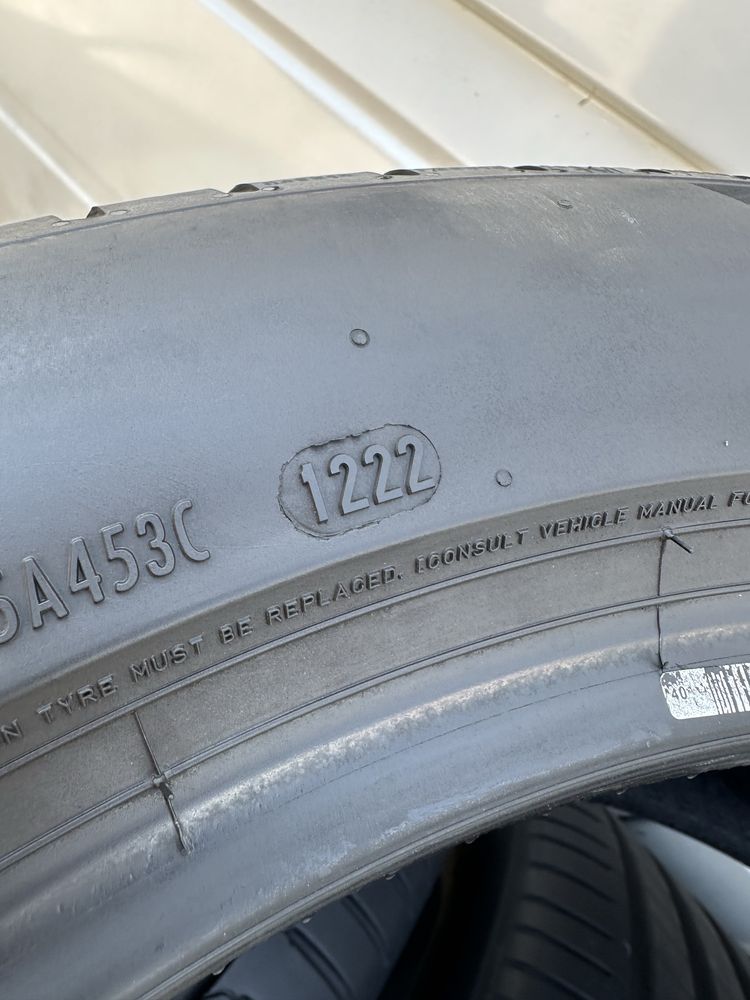 255/45/19 Pirelli dot22 RFT