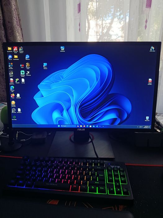 Monitor Gaming LED 24 ASUS MG248QE FullHD 1ms 144Hz FreeSync