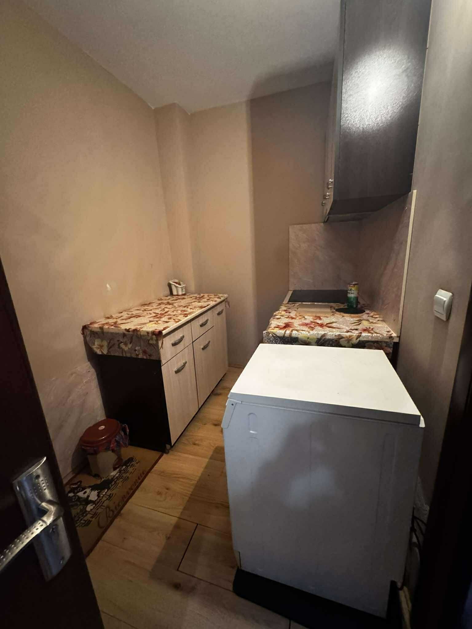 Двустаен ап. под наем в кв. Хаджи Димитър
