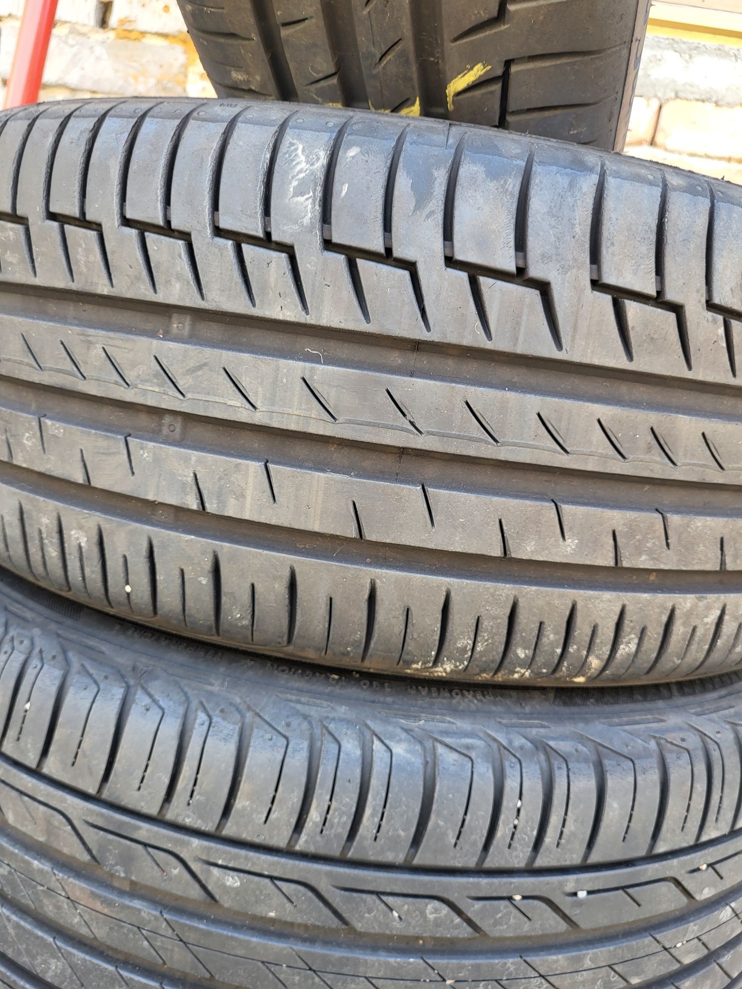 4 бр летни 225/45/17 Continental Bridgestone