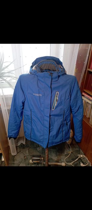 Продам пуховик женский