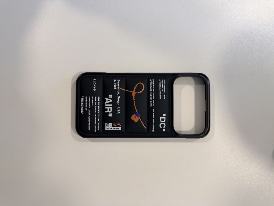 Husa iphone 17 promax black