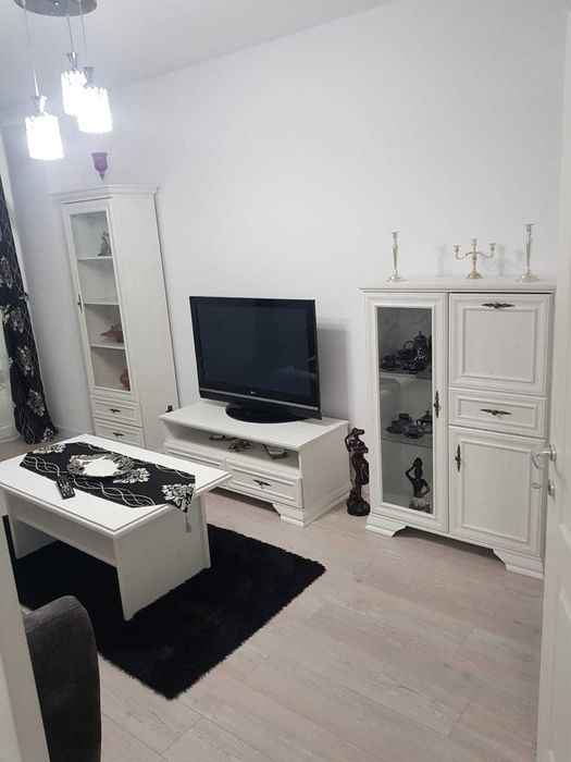 Apartament de vanzare cu 2 camere decomandat