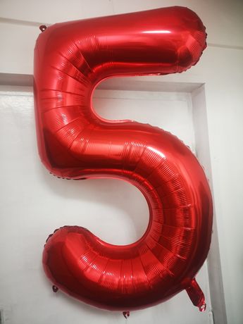 Cifre și  litere cu heliu