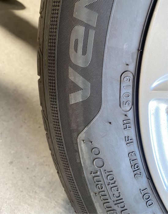 Jante aliaj R16 5x112 cu anvelope vara 215 65 16