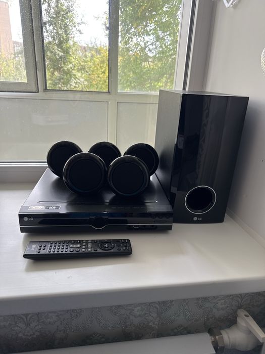 Домашний кинотеатр LG