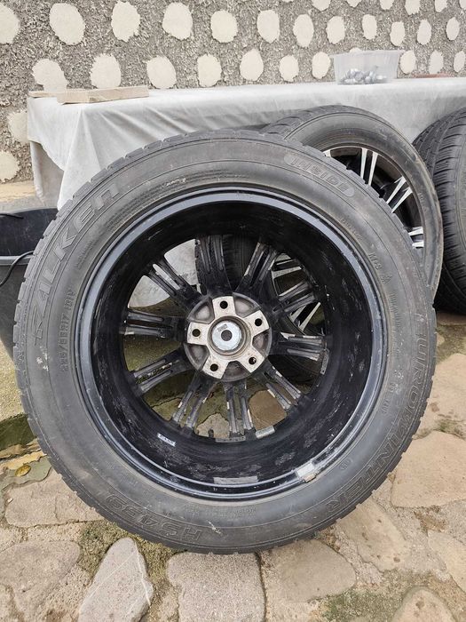 Jante si anvelope de iarna BMW R17 225 /55 101V