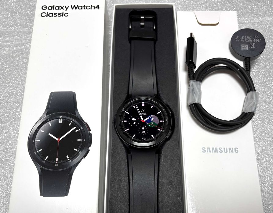 Перфектен! Смарт Часовник Samsung Galaxy Watch 4 Classic 46mm R890