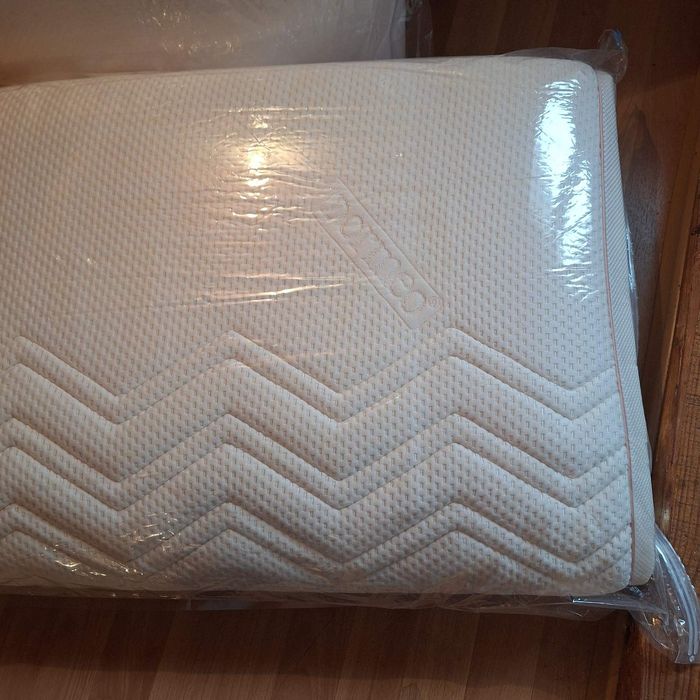 Топ матрак dormeo 80/190см 2 броя