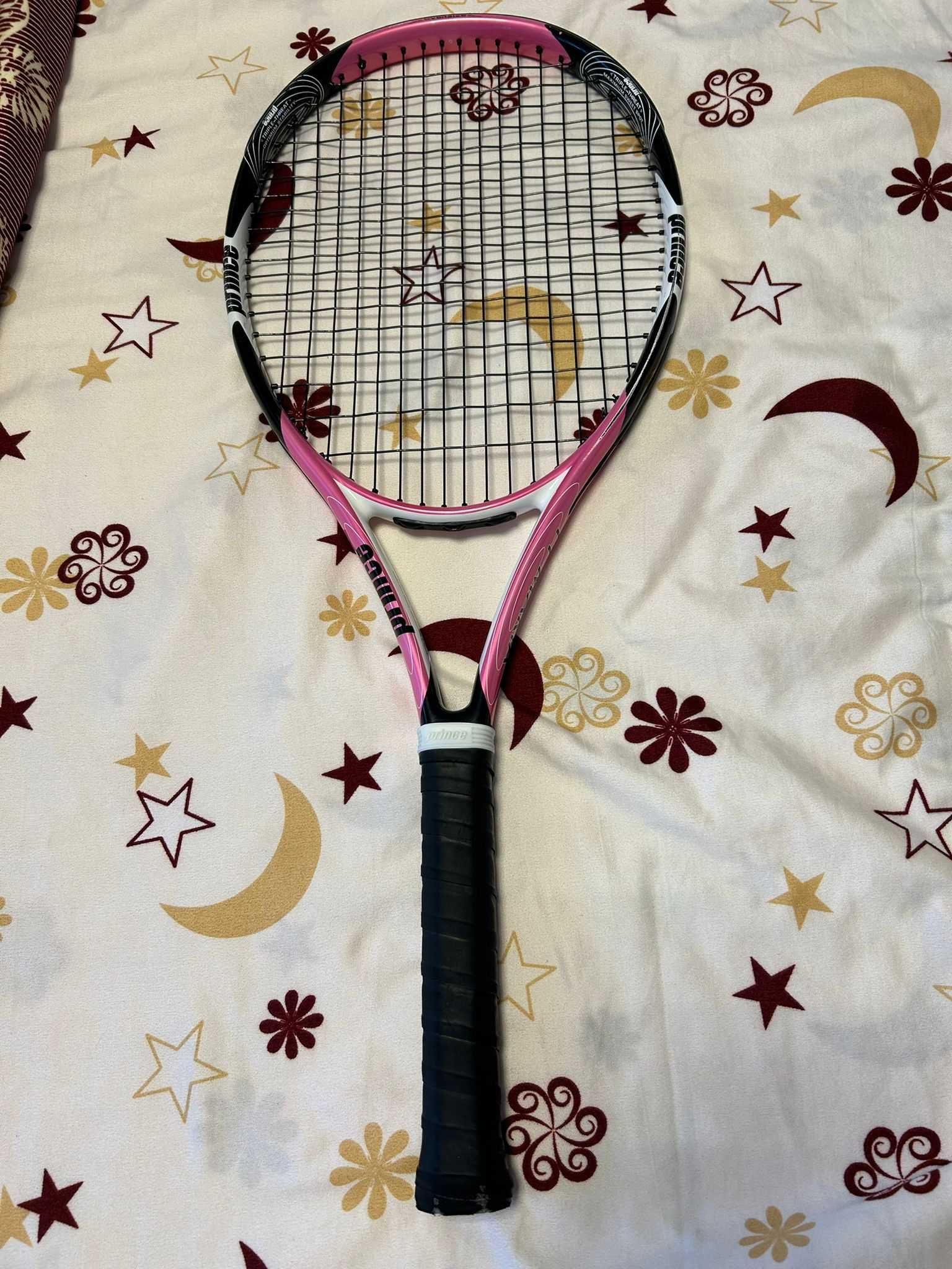 Vand racheta de tenis