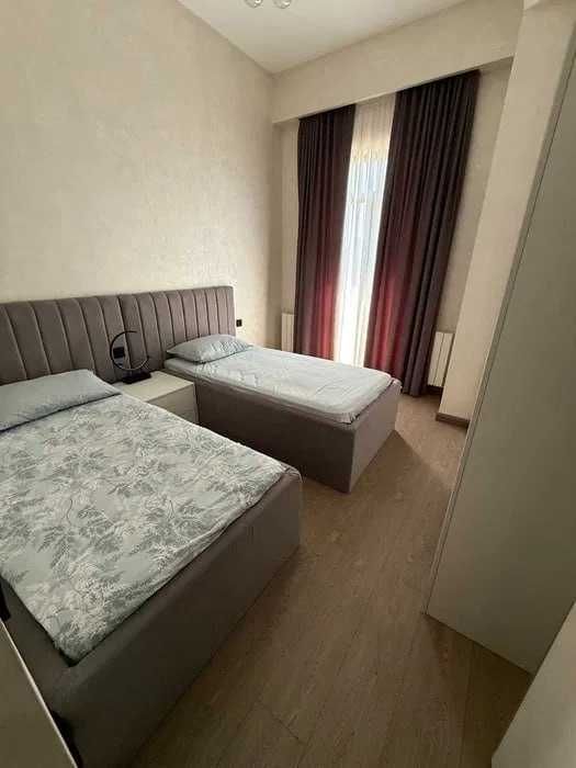 Шикарная квартира Срочно! сдается 4х-ком в центре метро Минор 985*
