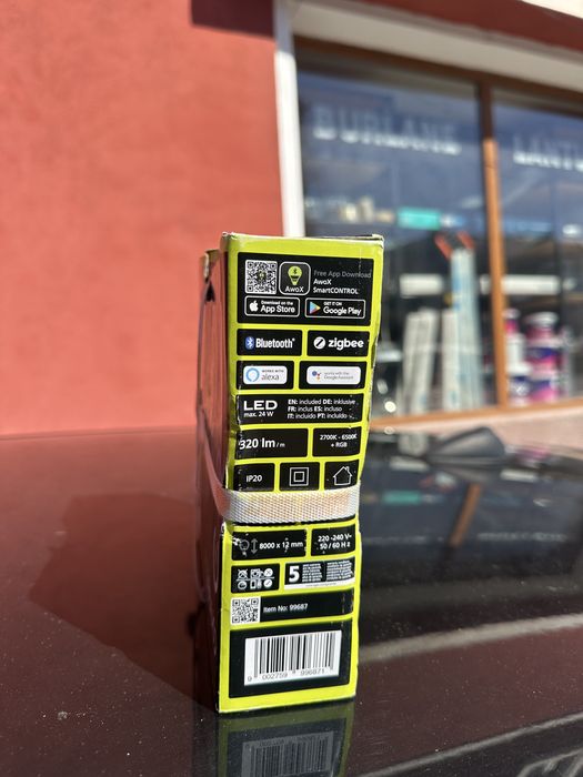 Bandă LED inteligentă – 8 metri, nouă, sigilată