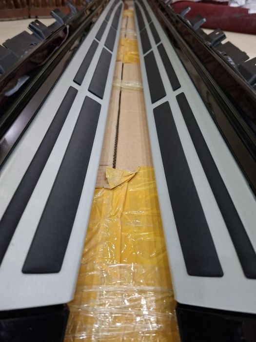 Продается Пороги для BMW X7