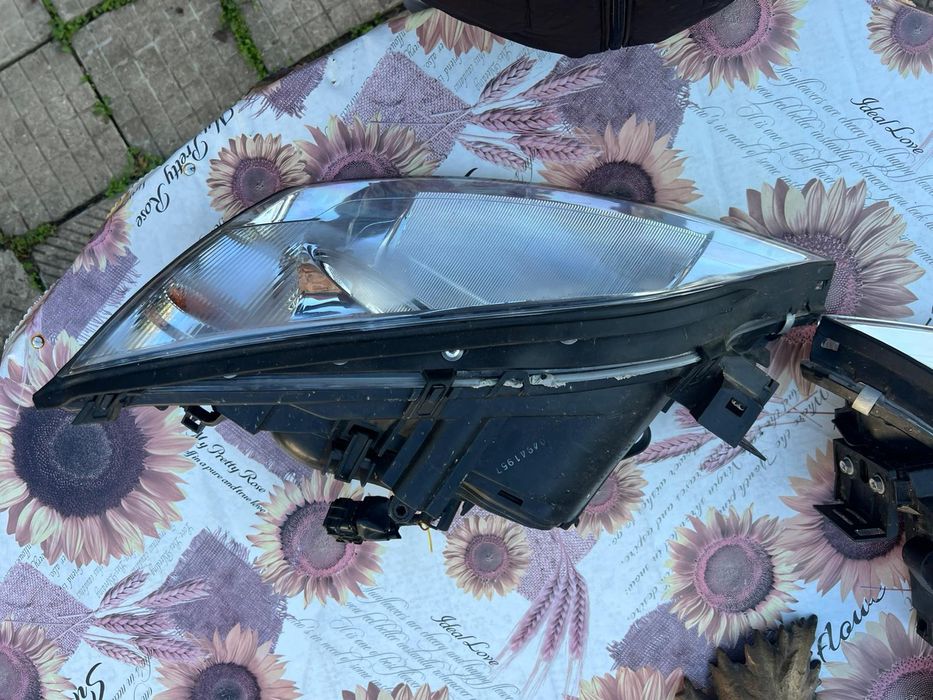 Фарове за Форд Мондео мк3