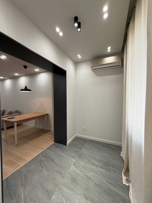 Продается 4-х комнатная квартира на Ц-13. Евро ремонт. Вторичный фонд