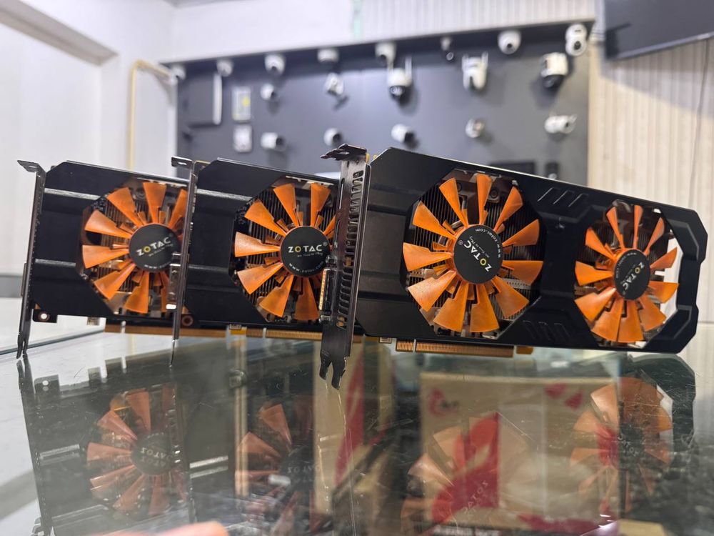 Zotac gtx 760 2gb d5   38$    3 dona
