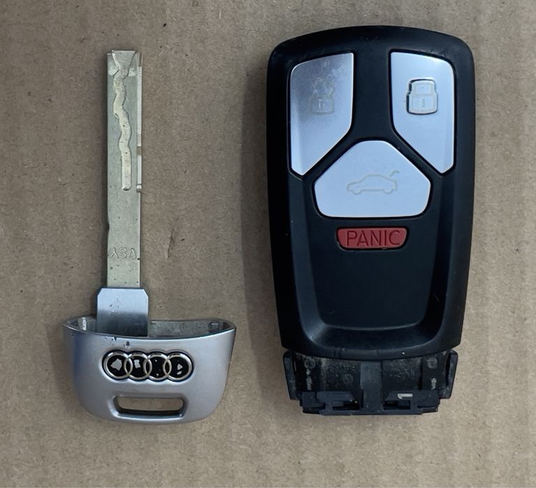 Ключ AUDI S 8W0959754AN