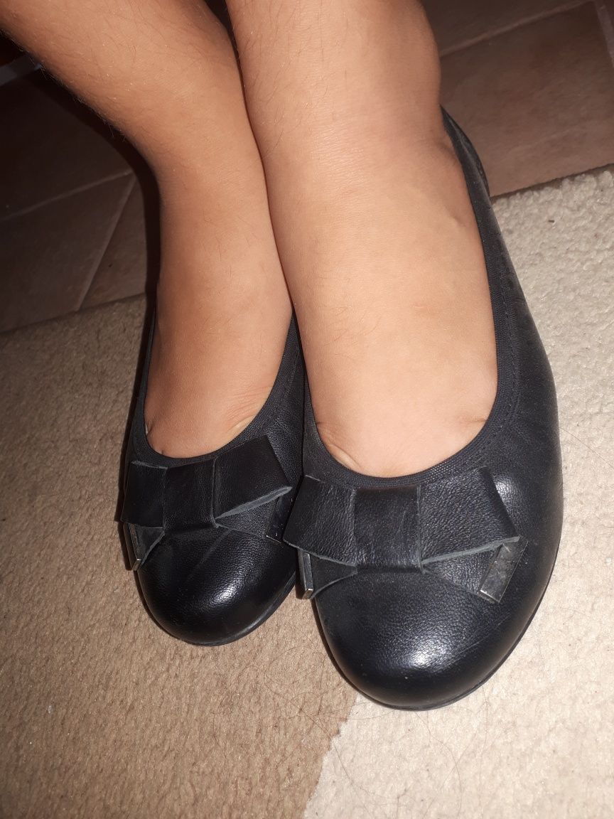 Pantofi din piele, masura 36, marca Lasocki