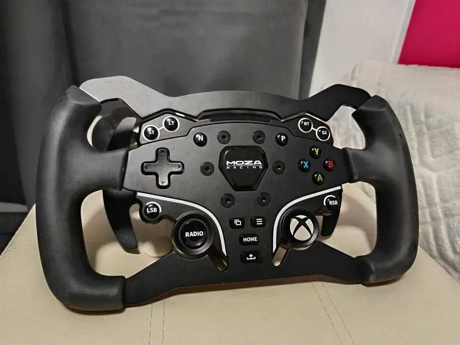 Moza ESX + MOZA ES Formula Wheel Mod