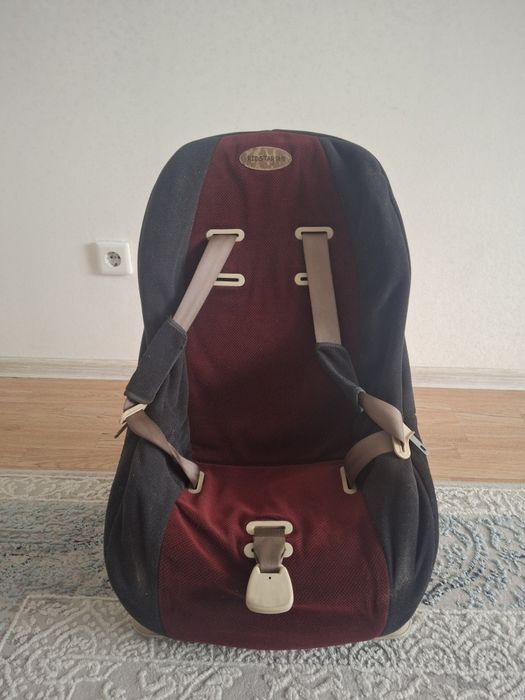 Детское автокресло 7000тнг