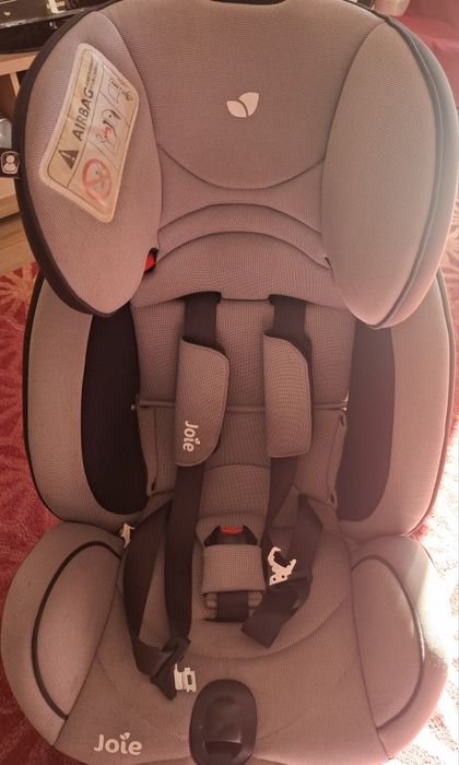 Scaun auto Joie Stages, recomandat copiilor intre 0 - 7 ani,