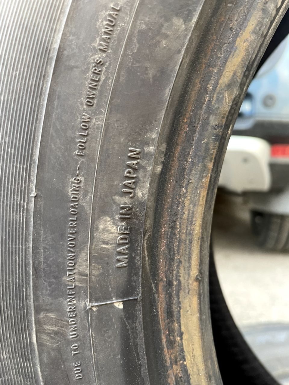 Шины зимние б/у NITTO SN2  215/65 R16 98T M+S Производство Япония