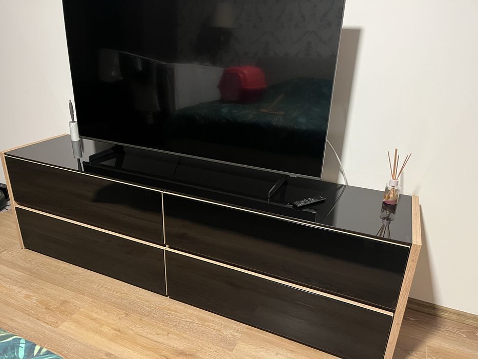 Comoda sticla neagra cu led